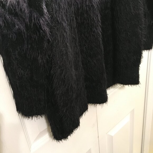 Oliver Animal Print Fuzzy Sweater Hombre - Picture 5 of 6